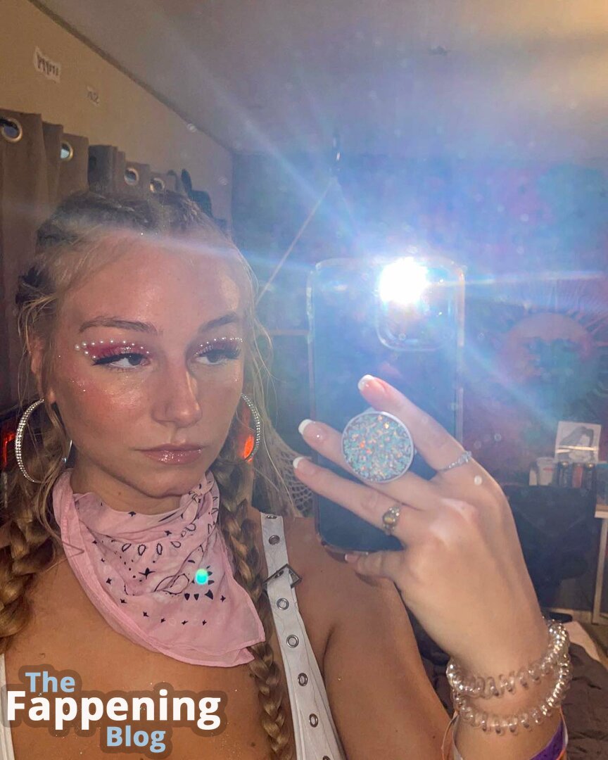 Hannah Alyssa Woods / hannah_woods8 / hannahwoods Nude Leaks OnlyFans Photo 31