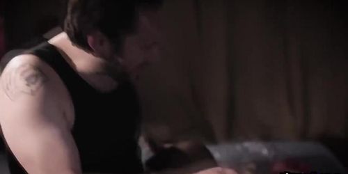 Tommy Pistol getting his man meat suck by Angel White