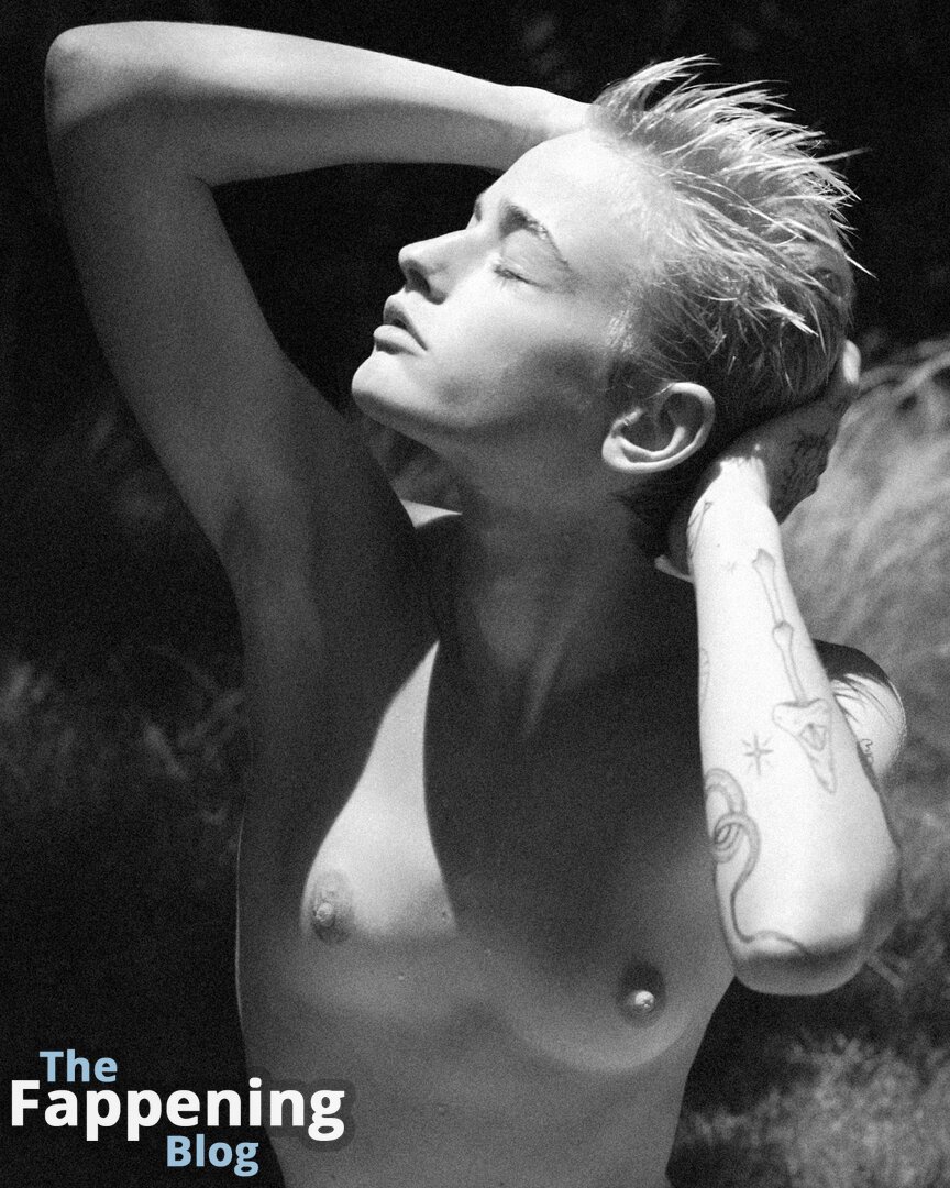 Esther-Rose McGregor / esther.mcgregor / estherrose001 Nude Leaks OnlyFans Photo 7