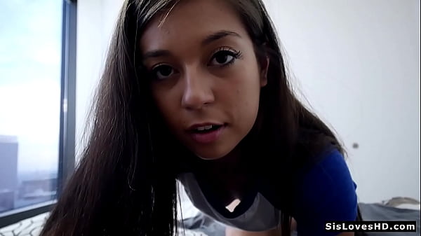 Stepsis Loves Blowjob in Homemade - I went half naked into my stepbrother'_s room just to suck his cock, because I love giving blowjobs