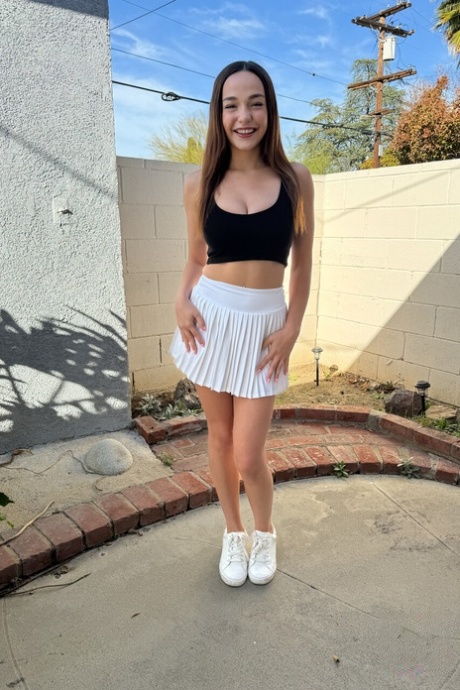 ATK Girlfriends featuring Rissa May XXX Porn Pics (21 photos)