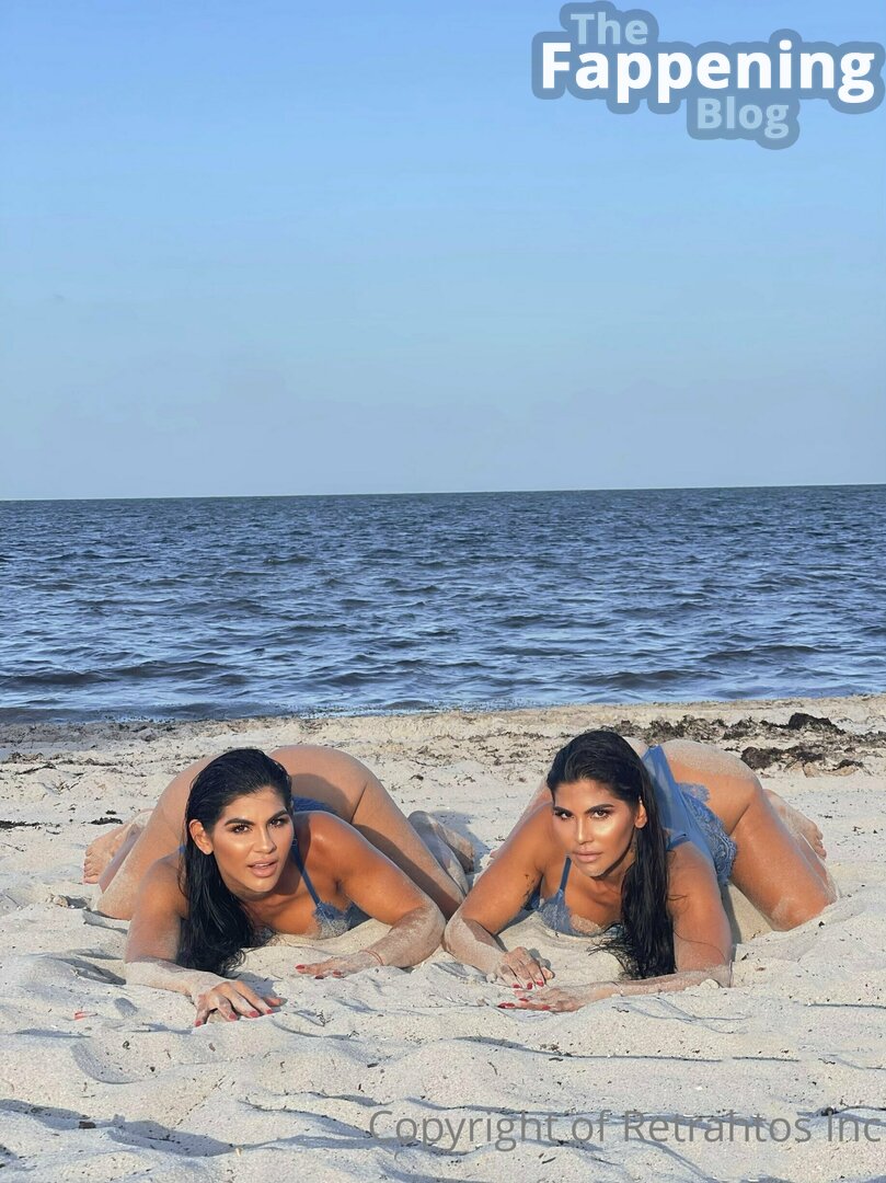 Twins Mailyn & Mailen Fernandez / twinsmaimai Nude Leaks Photo 22