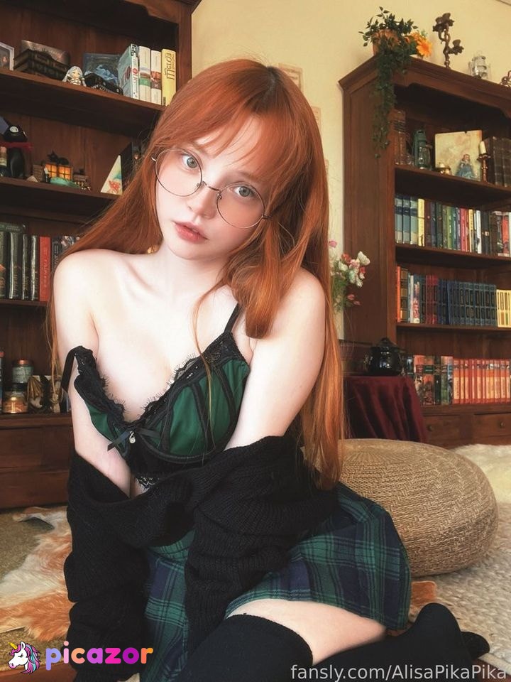 Rocksy Light | AlisaPikaPika | Rocksylight Nude Leaked Onlyfans Photo #140