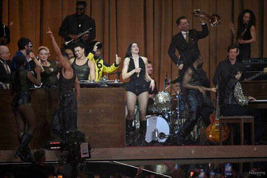 Dua Lipa / dualipa Nude Leaks OnlyFans Photo 2393