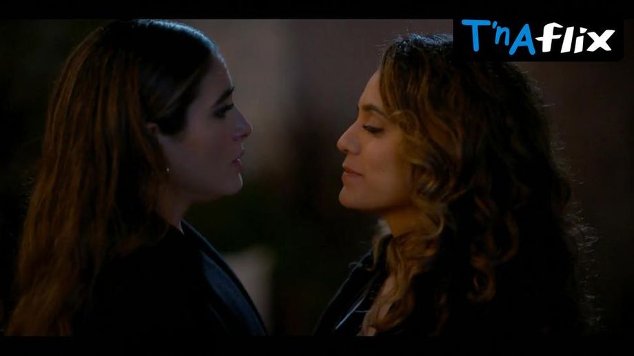 Arienne Mandi Lesbian Scene  in The L Word: Generation Q