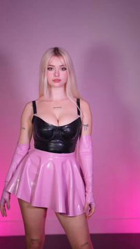 @laurenxburch - 2019821475776356633