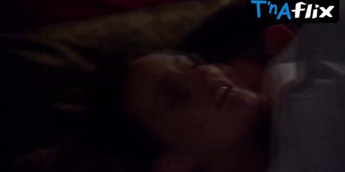 Leighton Meester Sexy Scene  in Gossip Girl