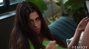 FemJoy - Amber Slassh - Wild In Green