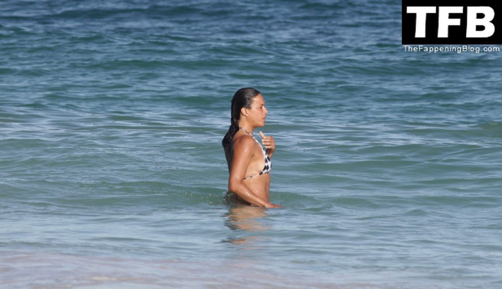 Michelle Rodriguez Spent Christmas Day on the Beach in Mexico (40 Photos) - OnlyFans Leaked Nudes