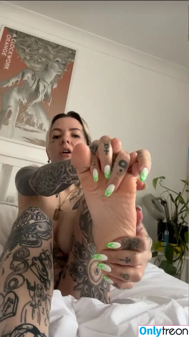 emily-malice - Onlytreon Part 2 (23 photos)