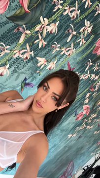 @ItsAlinaLopez - 1762269725546143911
