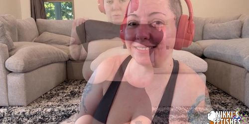 Nikkisfetishes - Sweaty Stepmother Seduces You Virtual Sex (Nikki Sequoia)