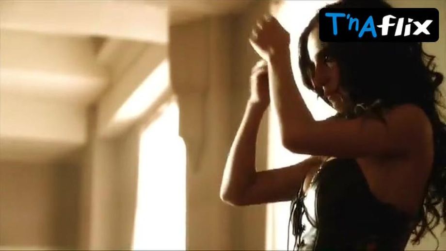 Martha Higareda Sexy Scene  in Smokin' Aces 2: Assassins' Ball (Teddi Barrett)