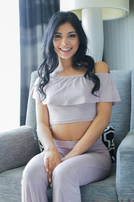 Brazilian teen Gina Valentina slips yoga pants over her booty to get naked (15 photos)