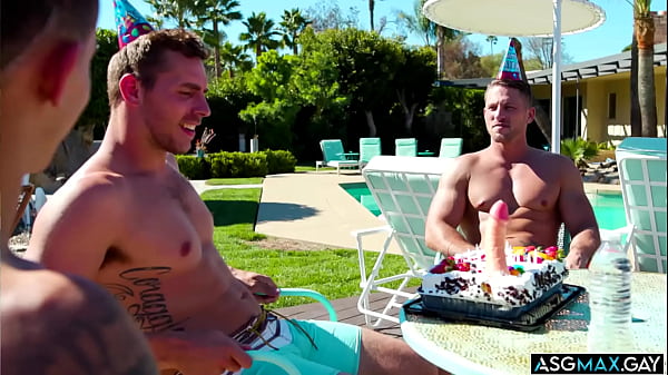 YES, ALL BIG Fans of Carter Woods! C'_mon let'_s party n celebrate his birthday! Roman Todd and Des Irez come up with a plan to make sure Carter'_s birthday wish comes true!