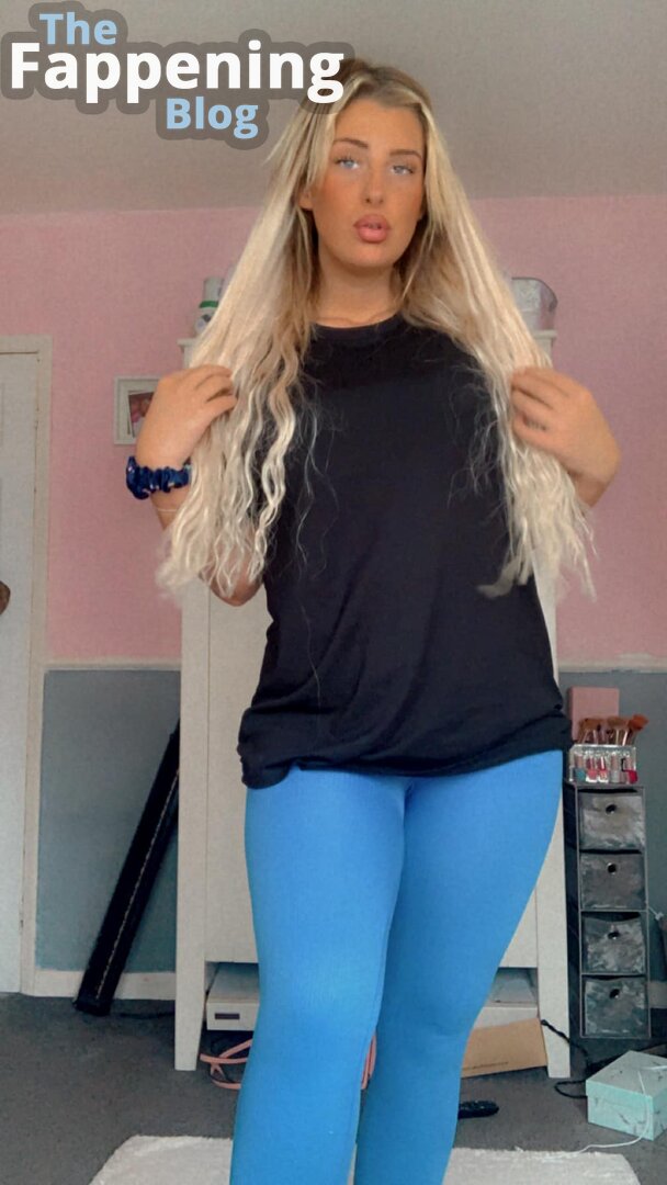 Chloe Joanne Carter / chloecarterxoxo / chloejoannecarter22x Nude Leaks OnlyFans Photo 24