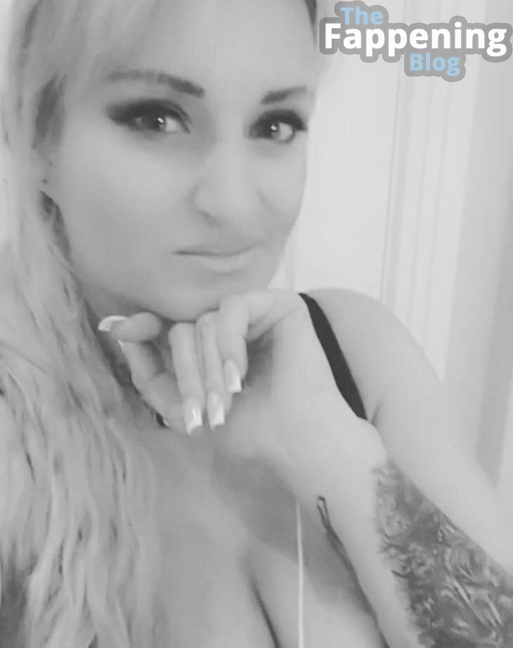Daisy May Cooper / daisymaycooper Nude Leaks Photo 2
