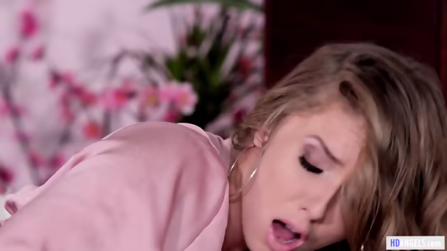 Victoria Helps On Lena Paul's Anal Issue