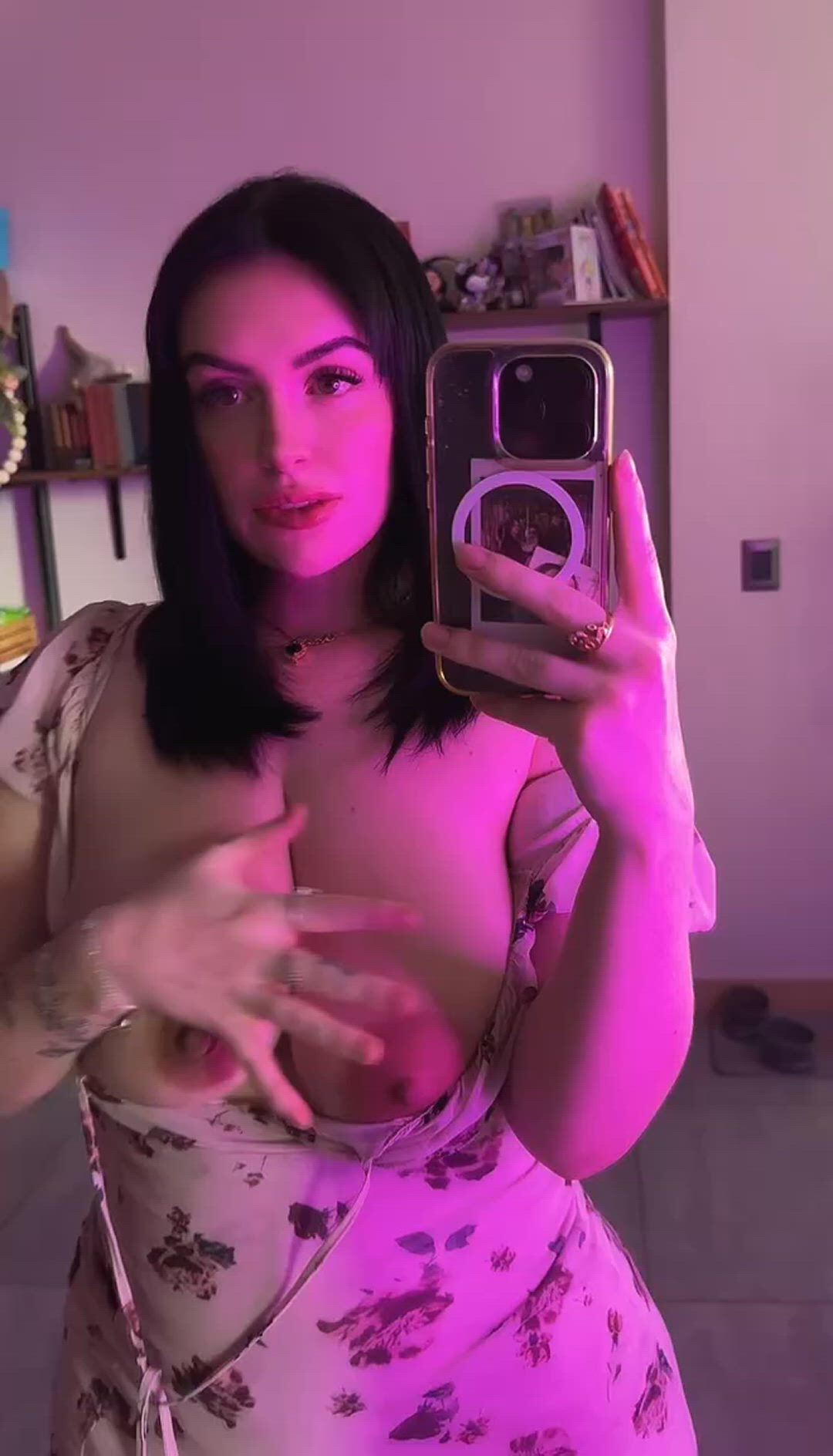 Leastayspeachy — Amateur girls, milf, tits