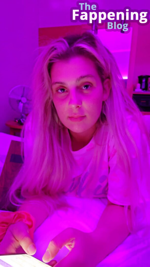 Chloe Joanne Carter / chloecarterxoxo / chloejoannecarter22x Nude Leaks OnlyFans Photo 7