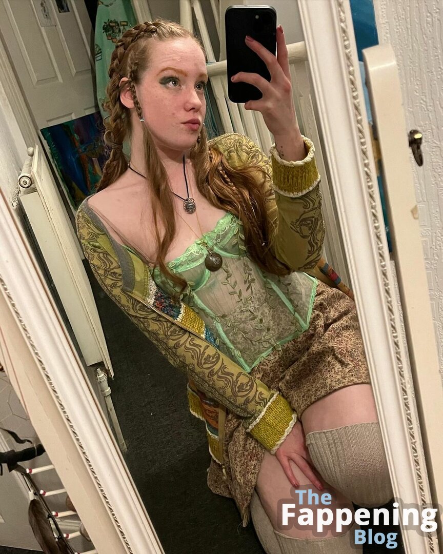 Lucie Rose Middleton / lucyrosemiddleton Nude Leaks Photo 3