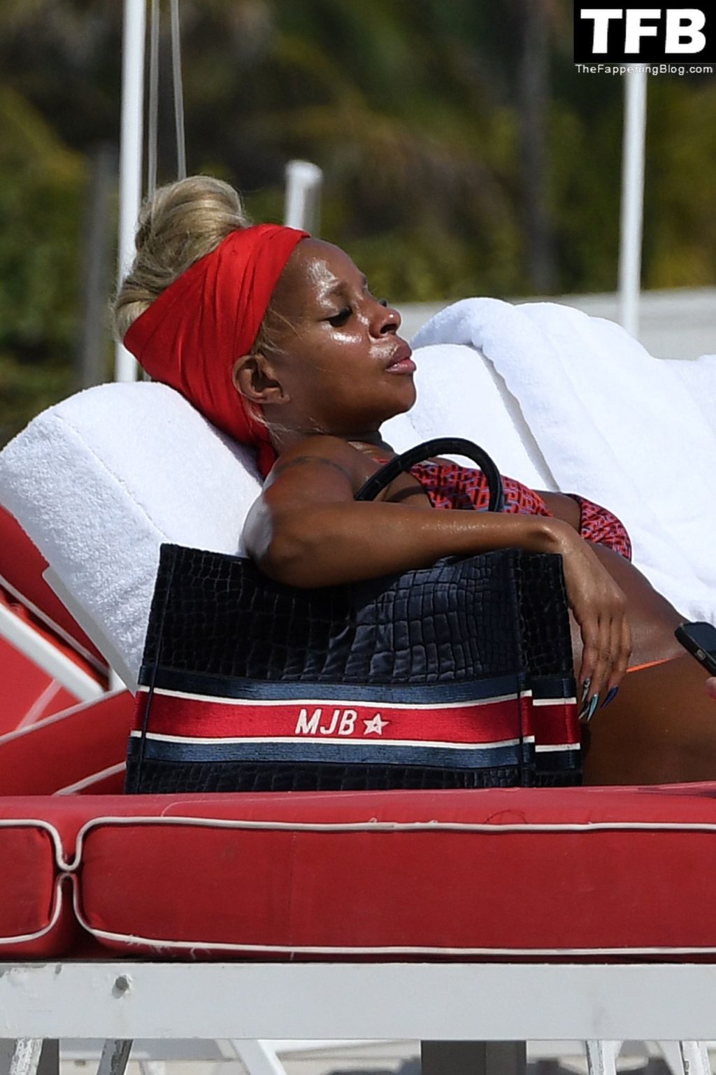 Mary J. Blige / maryjblige / therealmaryjblige Nude Leaks Photo 835