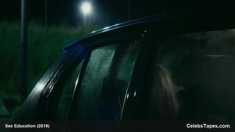 Emma Mackey Sex In The Car And Sex In Other Scene Not Nude (Sexy Emma, Tenille Dashwood)