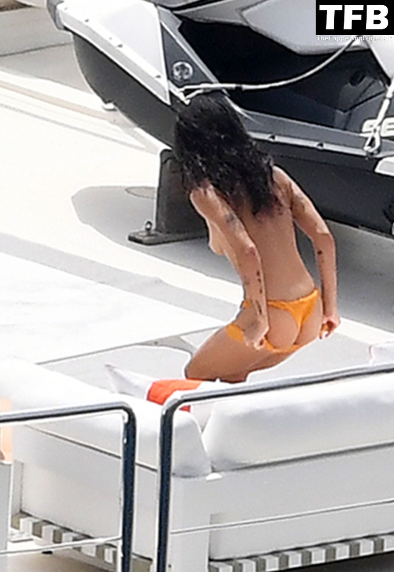 Zoe Kravitz & Channing Tatum Pack on the PDA While on a Romantic Holiday on a Mega Yacht in Italy (119 Photos) - OnlyFans Leaked Nudes
