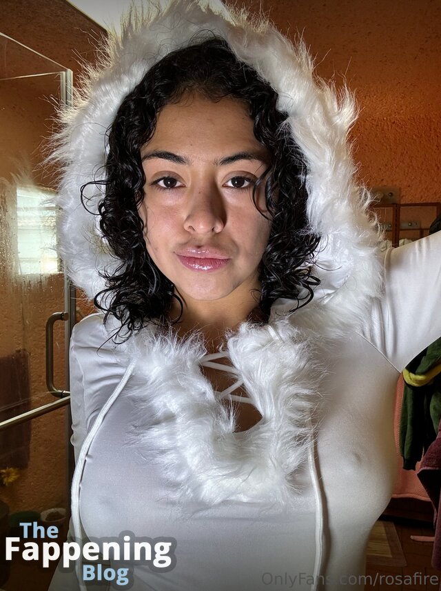 Merith Aranda Asmr / Rosafire / meritharandaa Nude Leaks Photo 4