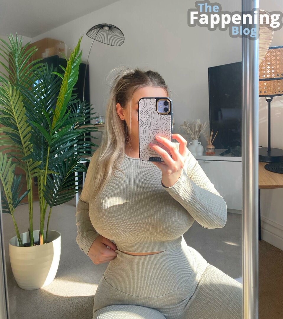 Amber R Brightman / amba.rose Nude Leaks Photo 43