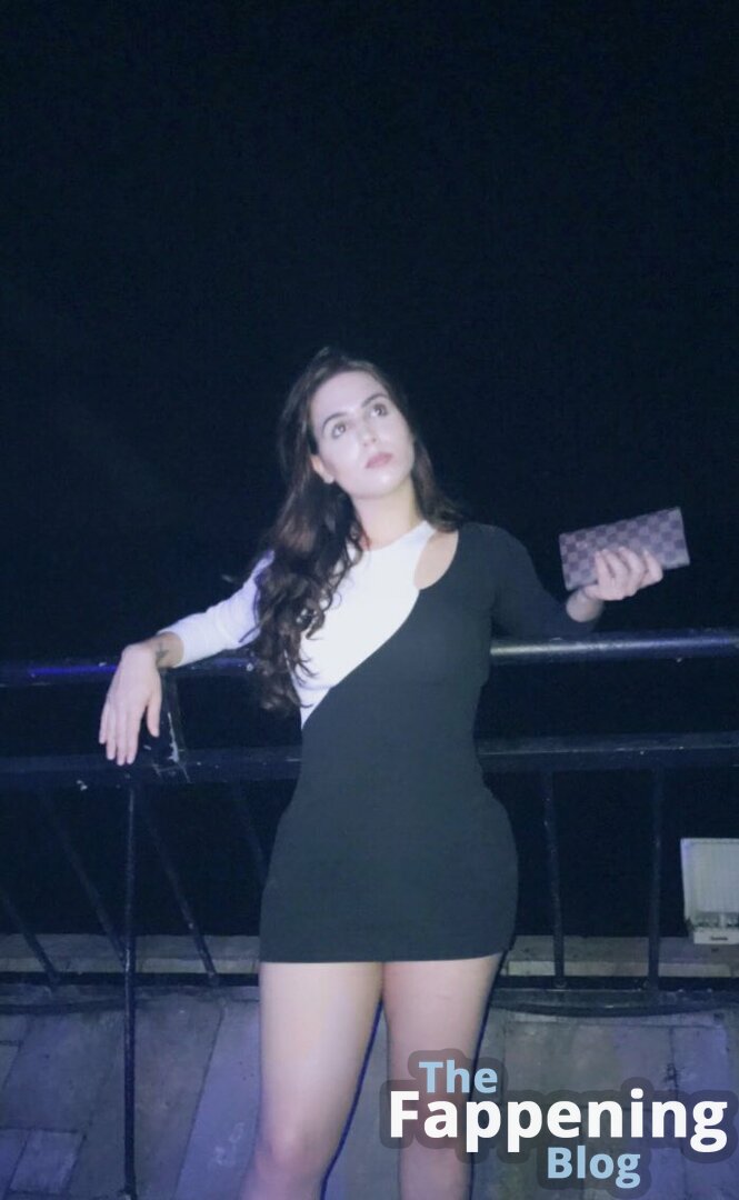 TS Yasmin Bianchi / YasminBianciTS / theangeldesire / yasminbianchits Nude Leaks OnlyFans Photo 1
