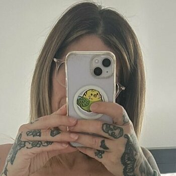 Becky / Deepthroat Quee n/ Becky1777 / becky1777 / queenb Nude Leaks OnlyFans