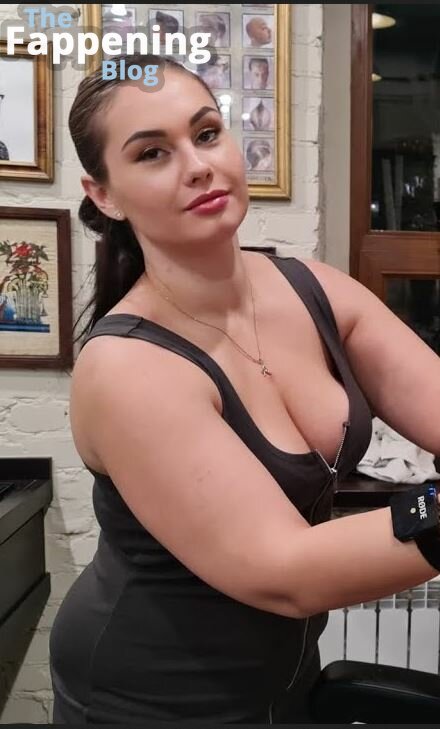 Lady Barber Alyona / asmrladybarbers Nude Leaks Photo 1