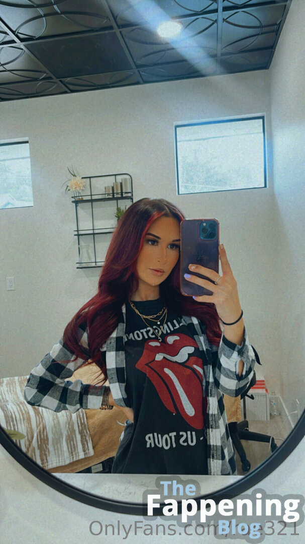 Elaina Rae Romero / Rae321 / elainarae_bowling Nude Leaks OnlyFans Photo 1