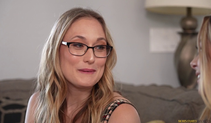 molly little & ophelia kaan  — PornOne ex vPorn