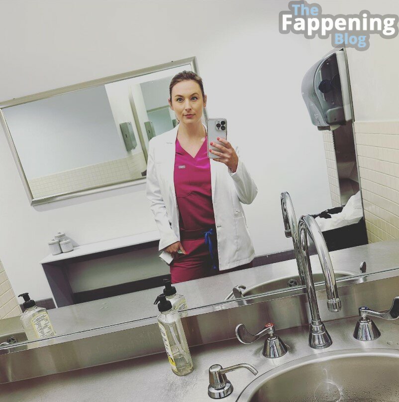 That Er Nurse / Adele Raines / adele_raines / that_ERnurse / thaternurse Nude Leaks OnlyFans Photo 1