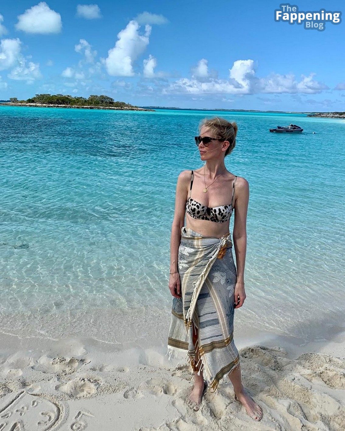 Claudia Schiffer Sexy (4 Photos) - OnlyFans Leaked Nudes