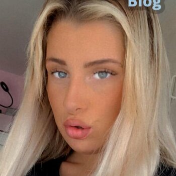 Chloe Joanne Carter / chloecarterxoxo / chloejoannecarter22x Nude Leaks OnlyFans