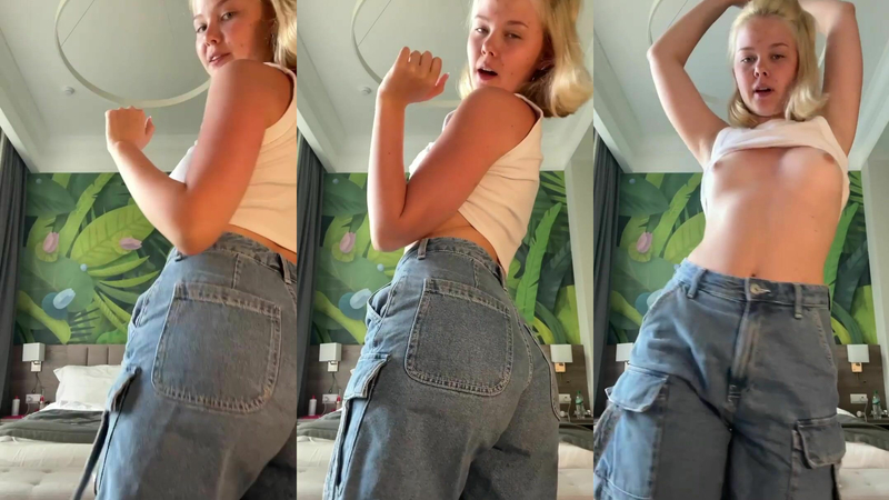 Froggy Fantamoza Dances And Strips Naked