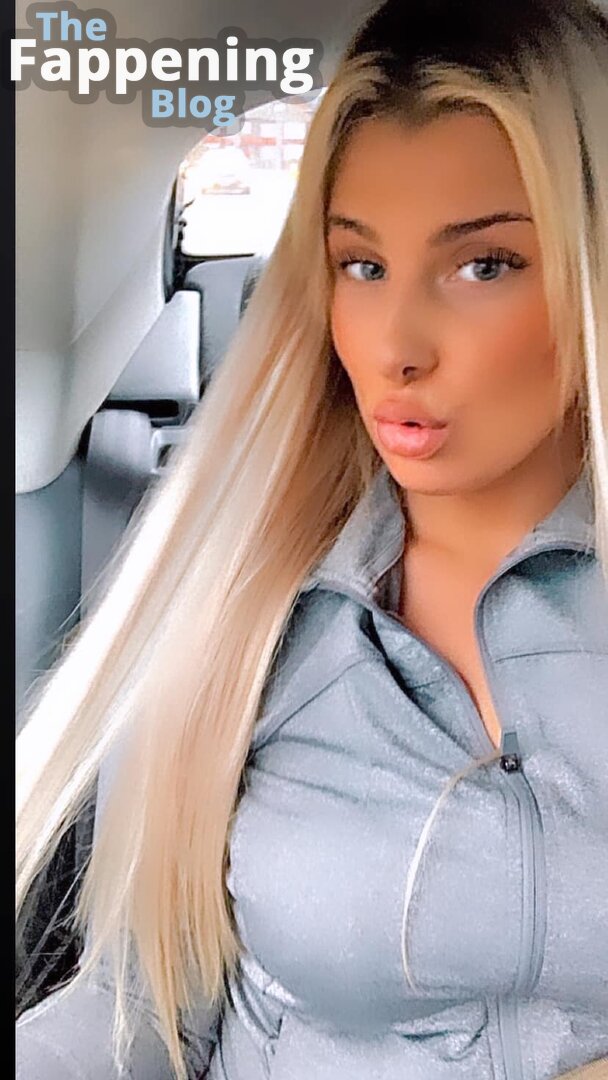 Chloe Joanne Carter / chloecarterxoxo / chloejoannecarter22x Nude Leaks OnlyFans Photo 2