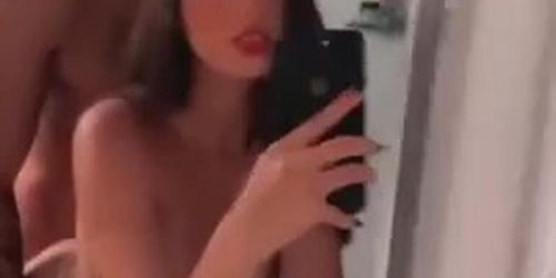 Brenda Trindade bg doggy mirror selfie