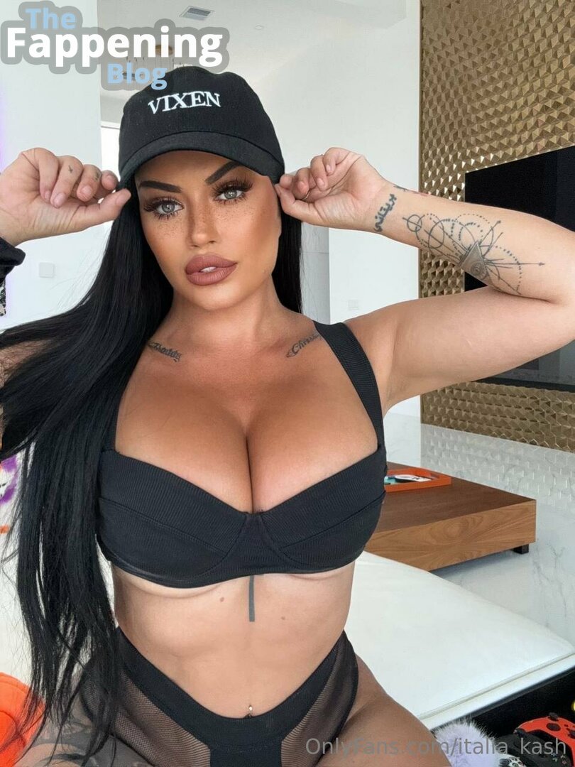 italia_kash / toochi_kash Nude Leaks OnlyFans Photo 120