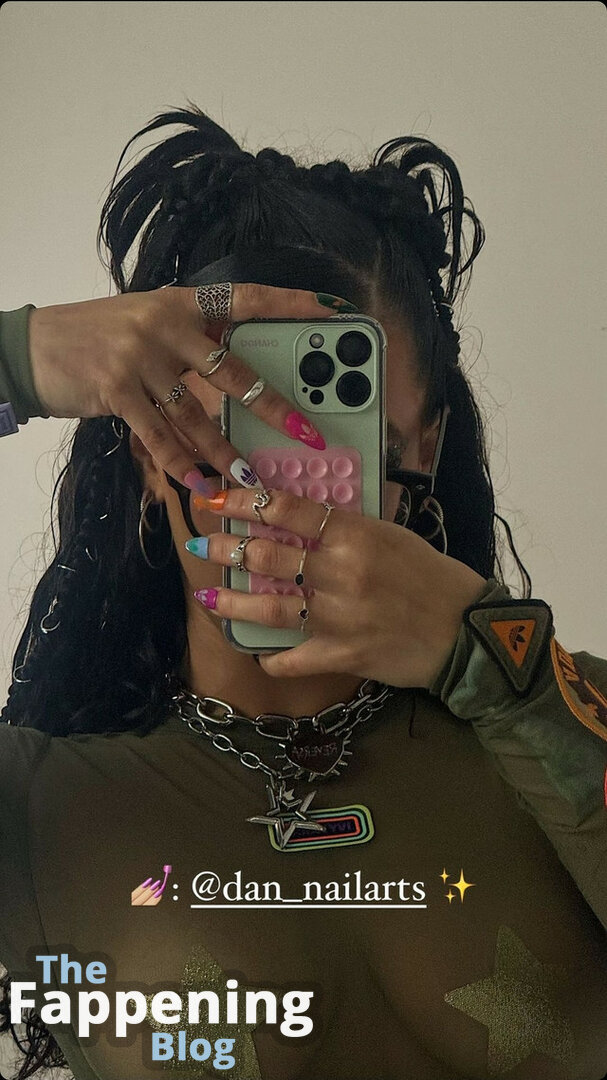 Maria Clara Garcia / claragnds / mariagarciapro Nude Leaks OnlyFans Photo 2