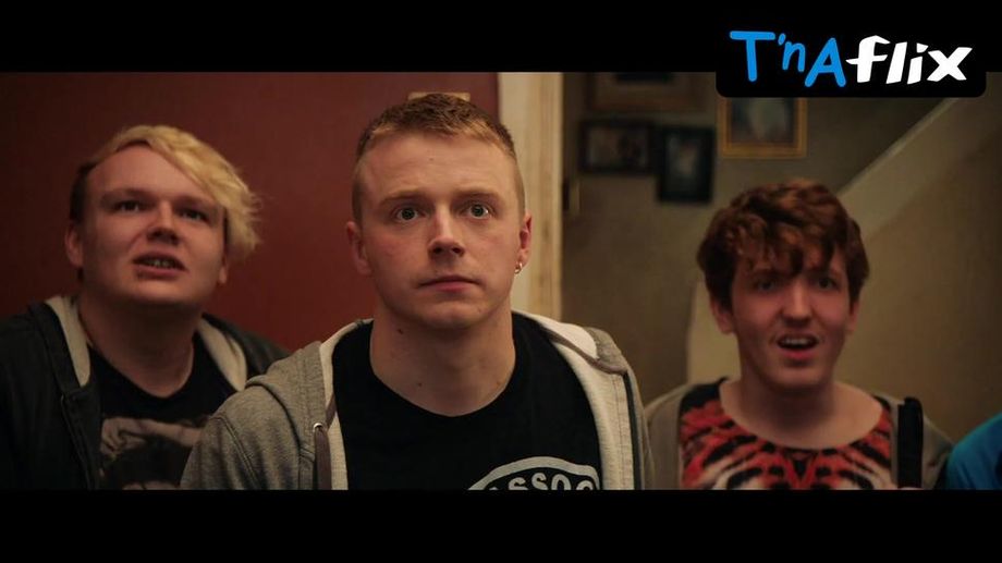 Florence Pugh Sexy Scene  in Fighting With My Family