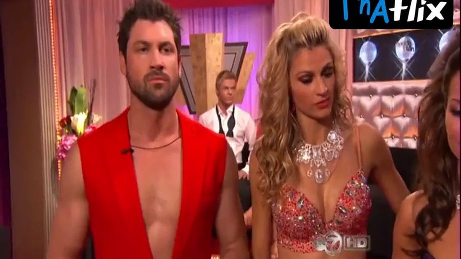 Erin Andrews Sexy Scene  in Dancing With The Stars (Dannii Minogue)