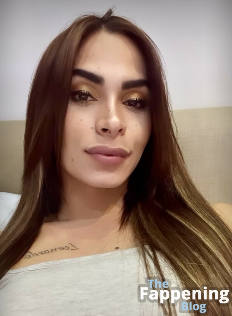 Mariana De Castro / Nicolly Lopes / https: / maridecastro16 / tsgirlmariana_16_ Nude Leaks OnlyFans Photo 33