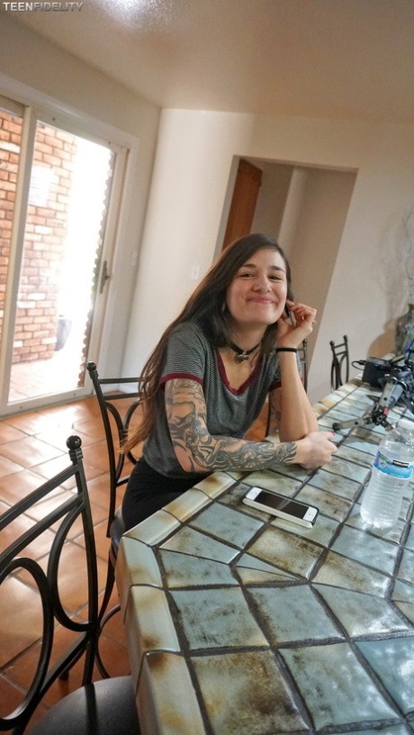 Goth brunette Luna Lovely strips her clothes and shows her sexy tattoos (16 photos)