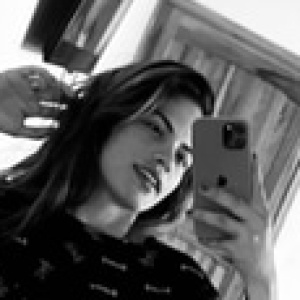 Astrid Leon
