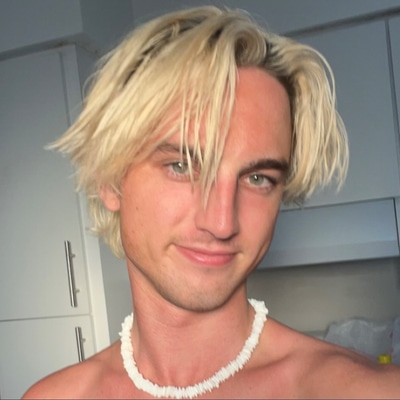 surferboyobi
