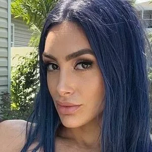 glamwithnikki